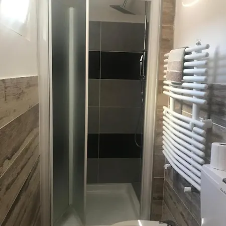 Apartment Monolocale Per Coppia Carrodano Inferiore